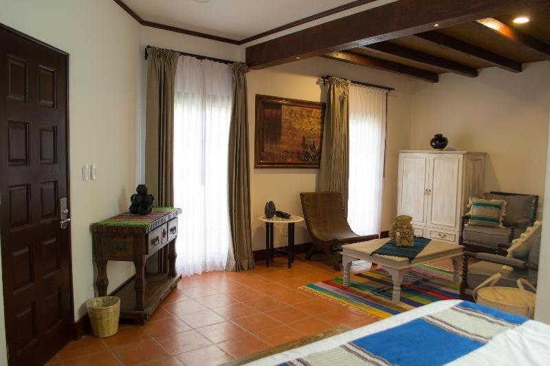 Casa De Adobe Gallery & Luxury Boutique Oaxaca Номер фото